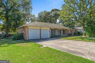 107 Springwood Dr, Warner Robins, GA 31088 - Photo 3