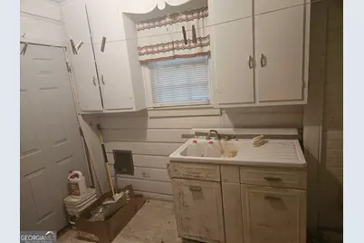 133 Hendrix Street, Millen, GA 30442 - Photo 5