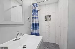 2751 Ben Hill Rd, Atlanta, GA 30344 - Photo 17
