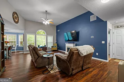 54 Farrington Drive, Newnan, GA 30263 - Photo 5