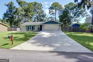 6 Coffee Woods Dr, Savannah, GA 31419 - Photo 3