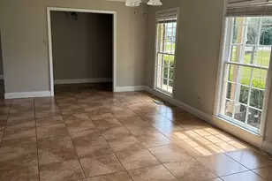 407 Holly Dr, Albany, GA 31705 - Photo 3