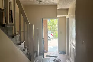 718 W 38th St, Savannah, GA 31415 - Photo 13