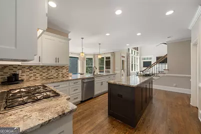 5735 Seven Oaks Parkway, Johns Creek, GA 30005 - Photo 17