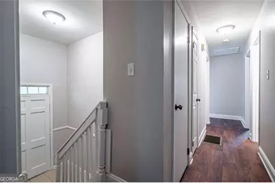 367 Camelot Parkway, Jonesboro, GA 30236 - Photo 5