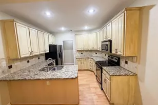 530 Country Club Dr, Stockbridge, GA 30281 - Photo 9