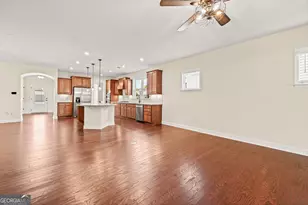 605 Daffodil Dr, Griffin, GA 30223 - Photo 15