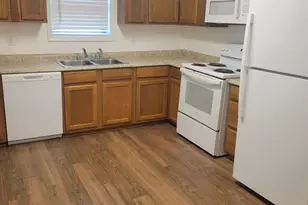 722 Cardinal Cir, Dublin, GA 31021 - Photo 3