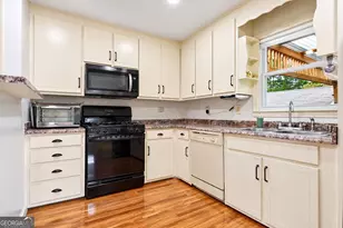 1668 Woodsong Ct, Grayson, GA 30017 - Photo 5