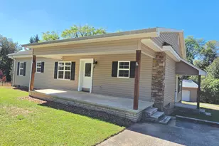 570 Baldwin Falls Rd, Baldwin, GA 30511 - Photo 1