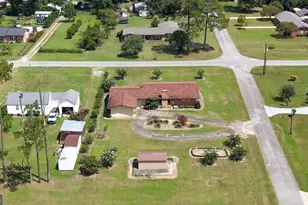 410 S Newcombe Ave, Donalsonville, GA 39845 - Photo 5