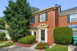 410 Forestgate Ct, Sandy Springs, GA 30350 - Photo 3