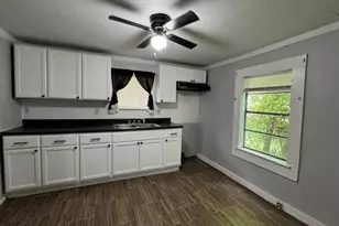 1539 Walnut St, Macon, GA 31201 - Photo 3