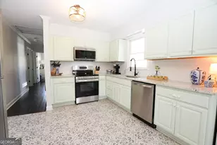 9 Sunny S, Newnan, GA 30263 - Photo 7