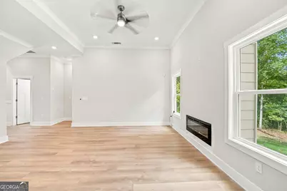 3902 Bouldercrest Road, Ellenwood, GA 30294 - Photo 9
