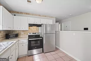 283 Barfield Ave SW, Atlanta, GA 30310 - Photo 9