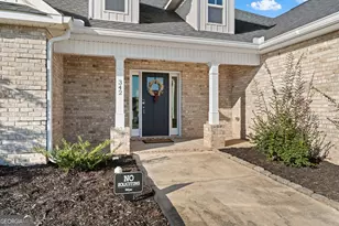 342 Creek Ridge Dr, Warner Robins, GA 31088 - Photo 3