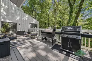 200 Pitch Lake Ln, Roswell, GA 30076 - Photo 27