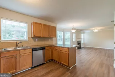608 Chartwell Court, Winder, GA 30680 - Photo 11