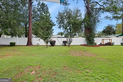 525 S Lewis Street, Metter, GA 30439 - Photo 41