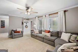 525 S Lewis St, Metter, GA 30439 - Photo 11