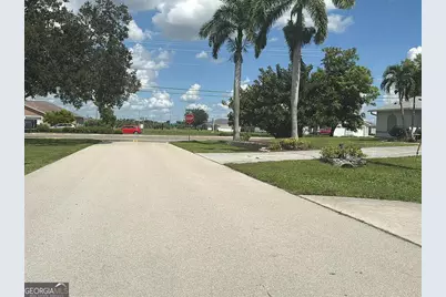 432 SW 5th Street, Cape Coral, FL 33991 - Photo 5