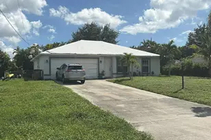 432 SW 5th St, Cape Coral, FL 33991 - Photo 3