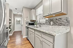 200 Prestigious Pl, Senoia, GA 30276 - Photo 9
