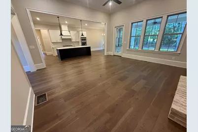 1051 Waverly Drive, Griffin, GA 30224 - Photo 13