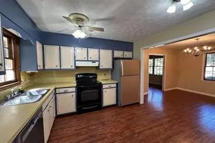 5377 Rockmoor Dr, Stone Mountain, GA 30088 - Photo 11