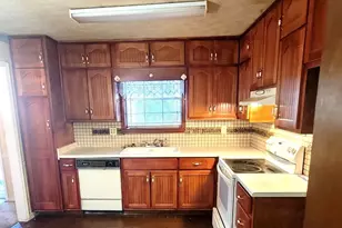 3565 Charlotte Dr, Rex, GA 30273 - Photo 11