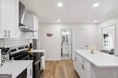 569 Yancey Drive, Forest Park, GA 30297 - Photo 13