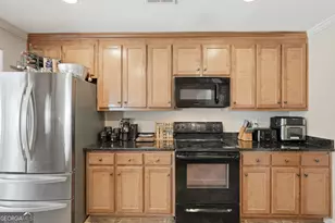 271 Stillwood Dr, Winder, GA 30680 - Photo 13