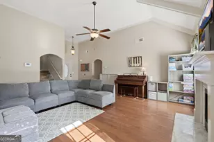 271 Stillwood Dr, Winder, GA 30680 - Photo 11