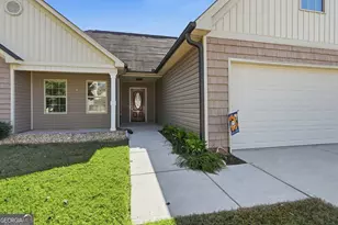 271 Stillwood Dr, Winder, GA 30680 - Photo 3
