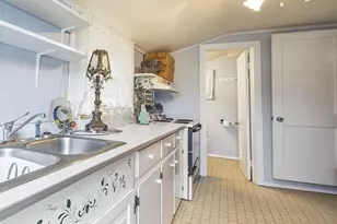 310 S Lewis St, Metter, GA 30439 - Photo 33