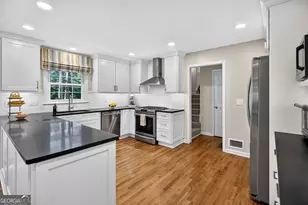 110 Colonnade Dr, Peachtree City, GA 30269 - Photo 21