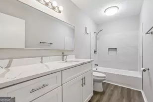 402 Dunbar Dr, Dunwoody, GA 30338 - Photo 21