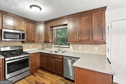 3095 Woodland Drive NW, Kennesaw, GA 30152 - Photo 17