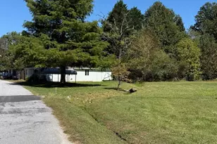 211 Blair St, Tiger, GA 30576 - Photo 3