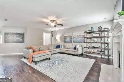 987 Park Hollow Way, Lawrenceville, GA 30043 - Photo 13