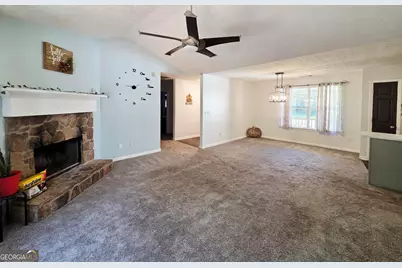 801 Pointe Trail, Locust Grove, GA 30248 - Photo 15