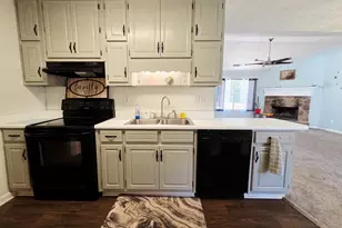 801 Pointe Trail, Locust Grove, GA 30248 - Photo 11