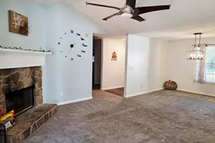 801 Pointe Trail, Locust Grove, GA 30248 - Photo 17