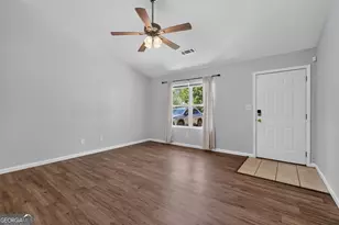 112 Star Lake Dr, Jackson, GA 30233 - Photo 9