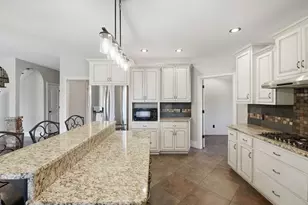 201 Lake Hills Pl, Trenton, GA 30752 - Photo 11