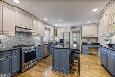 2218 Peachtree Road NW, Atlanta, GA 30309 - Photo 3