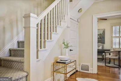 2218 Peachtree Road NW, Atlanta, GA 30309 - Photo 9