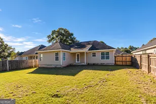 216 Laurel Woods Dr, Warner Robins, GA 31088 - Photo 3