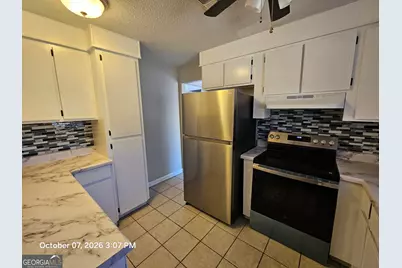 110 Stonefield Court, Warner Robins, GA 31093 - Photo 3